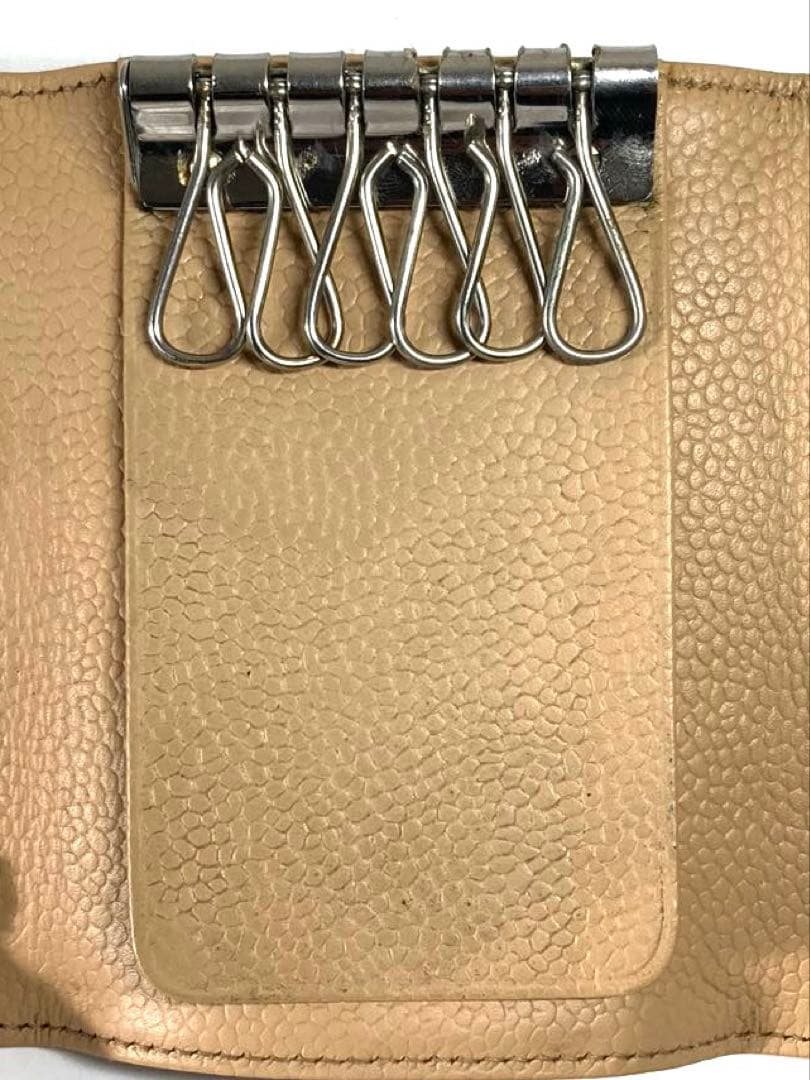 シャネル　キャビアスキン　チョコバー　レザー　6連キーケース　ベージュ　訳あり