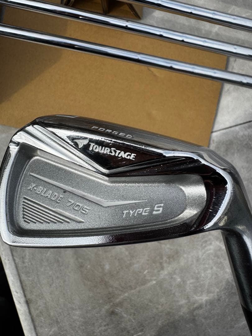 ツアーステージ X-BLADE 705 TYPES 4-P 7本 グリップ新品
