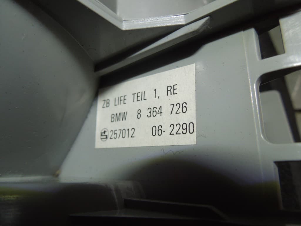 純正？　 E46 2DR ウインカー・テールランプセット