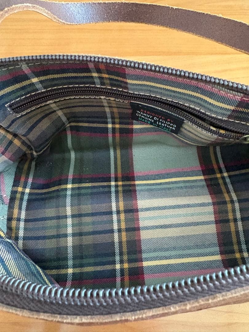 イルビゾンテ　バッグ　ブラウン