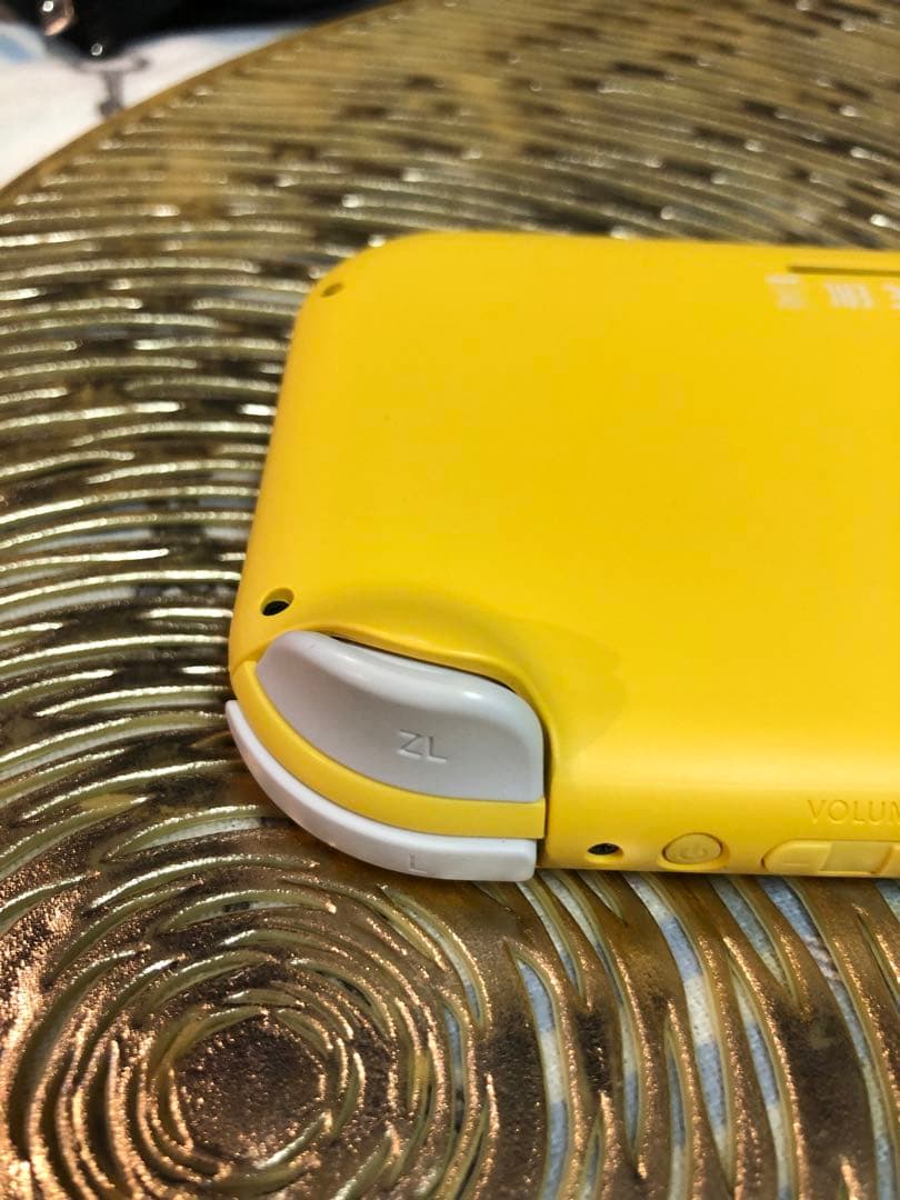 Nintendo Switch Lite イエロー 任天堂