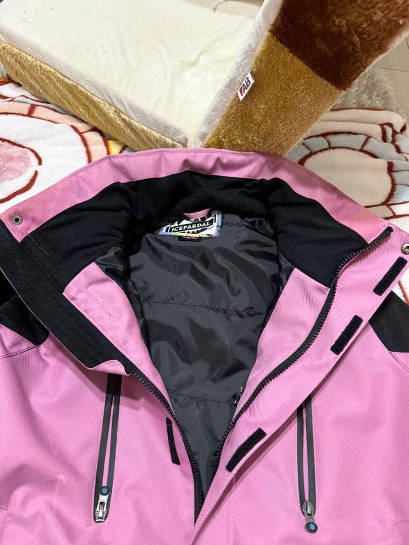 スキーウェア、スノーボードウェア