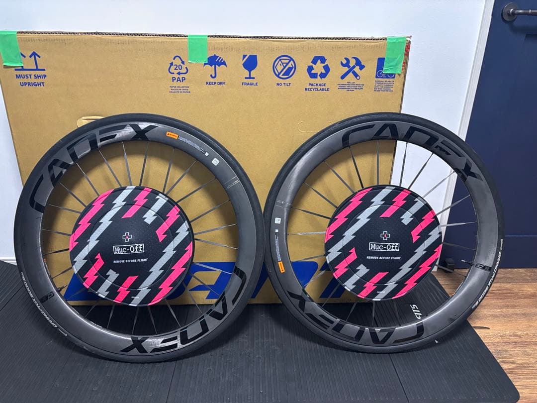 CADEX 50 Ultra Disc Tubeless カデックス50