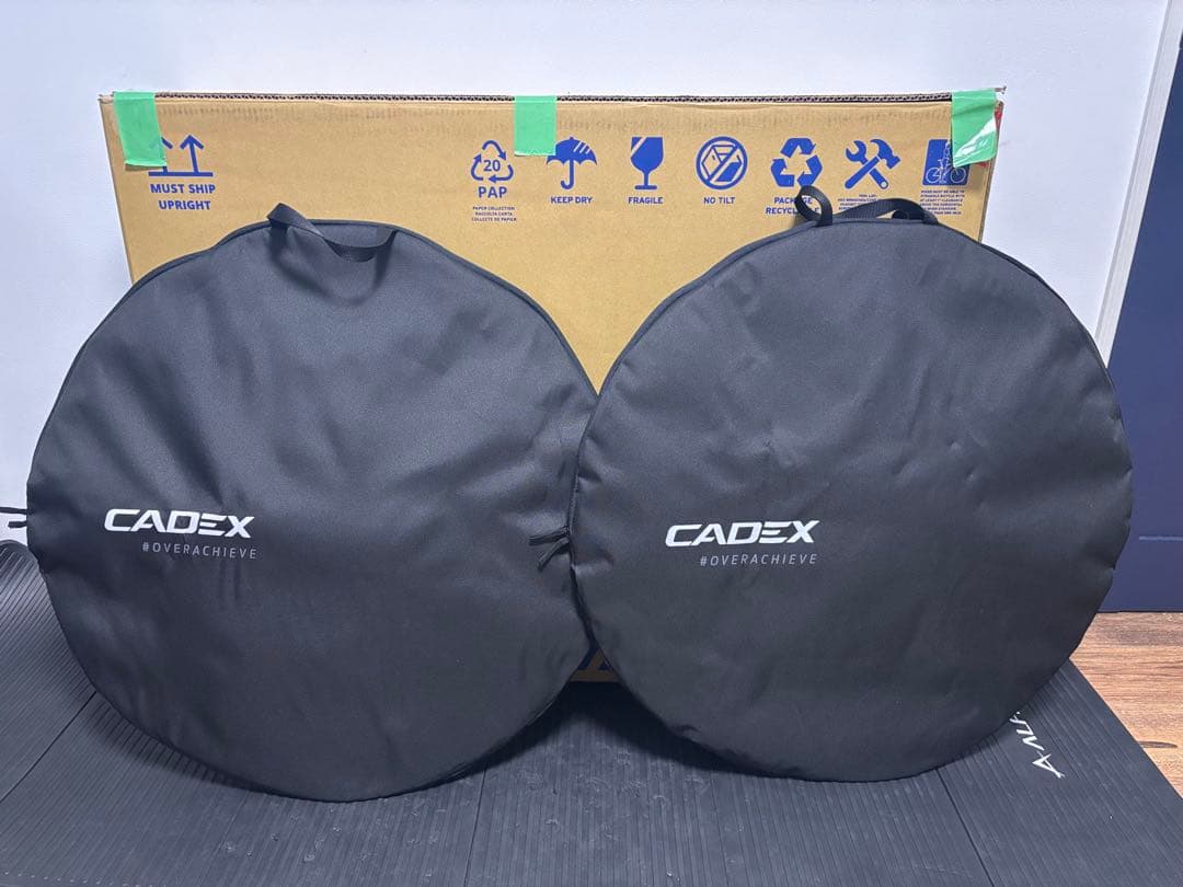 CADEX 50 Ultra Disc Tubeless カデックス50