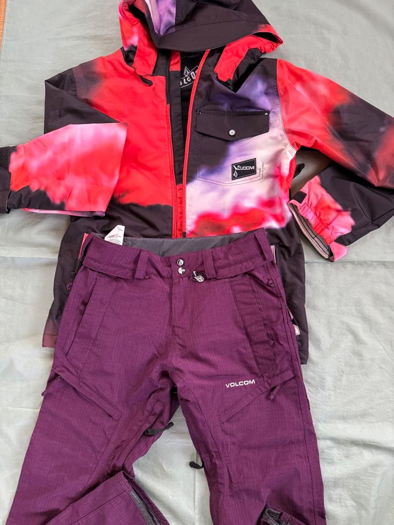 Volcom / ボルコム ジュニア用 スノーボードウェア　新品限定モデル