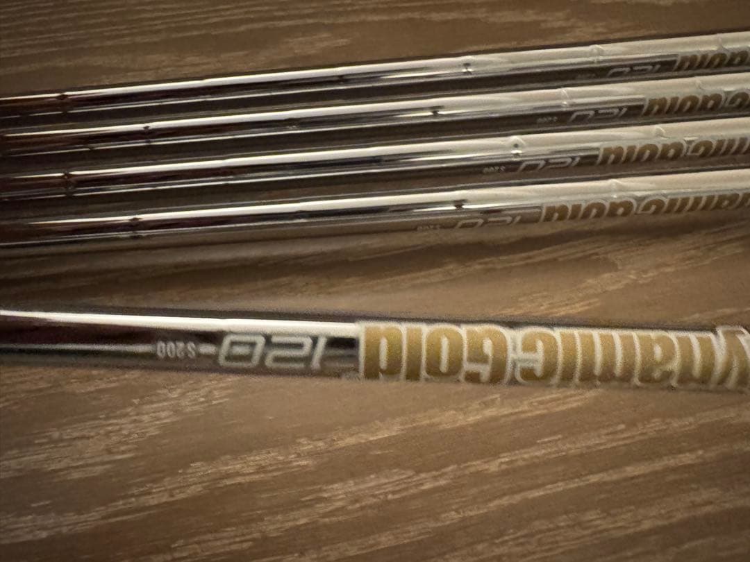 ブリヂストン 242CB+　2024　ダイナミックゴールド120シャフト