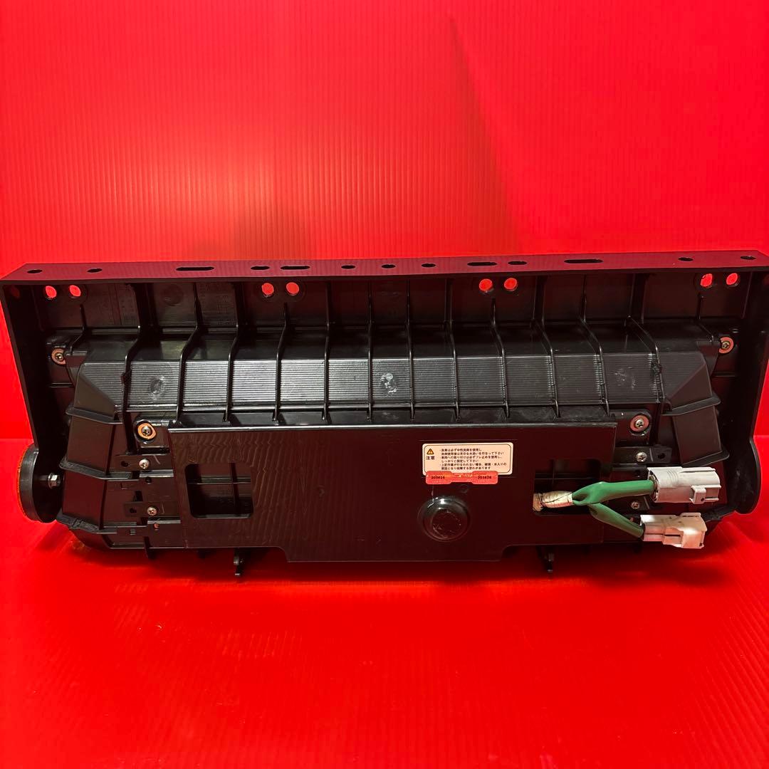 D&Aページ　シーケンシャル（運転席側）右