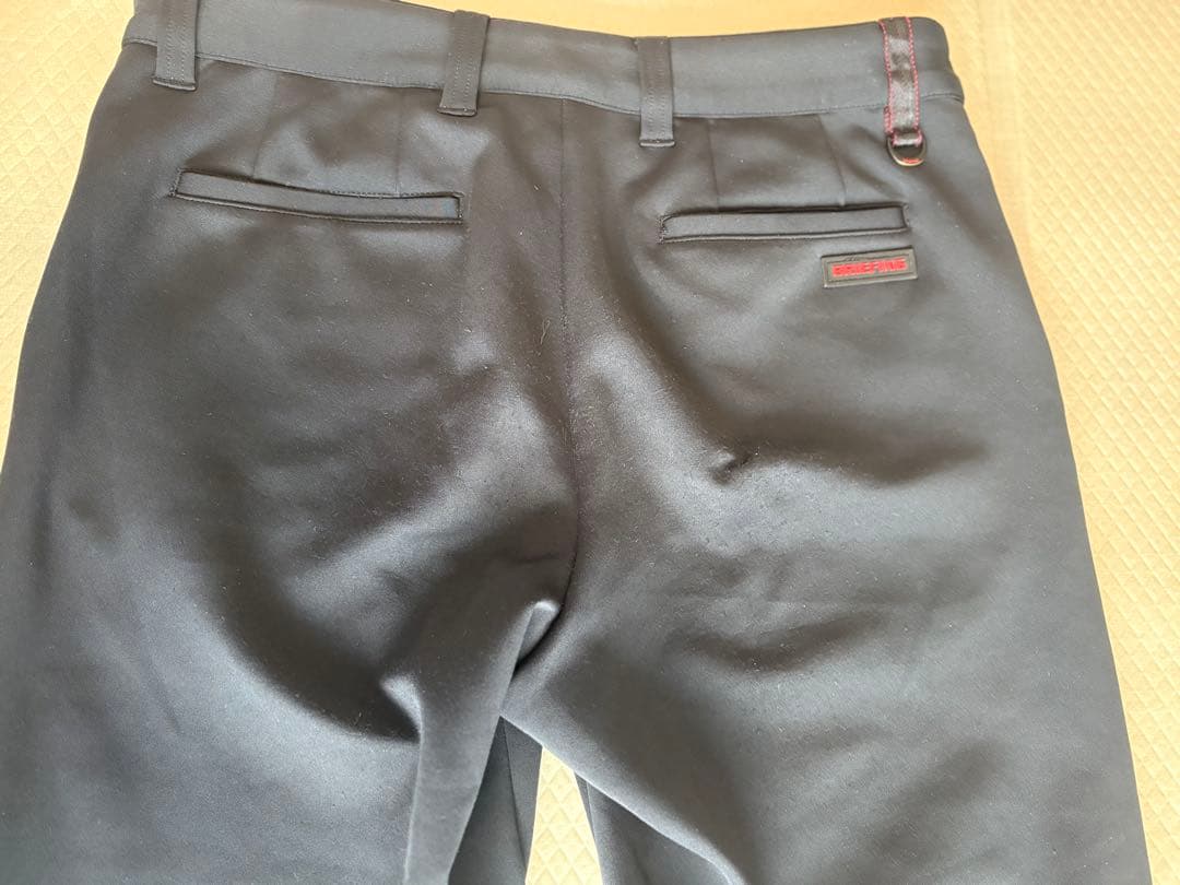 ブラック ロゴ入り パンツ