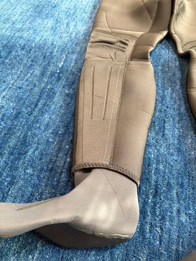 ☆ダイワ　ドライタイツ　鮎タイツ　PV-4004D35Ｖ☆美品✨