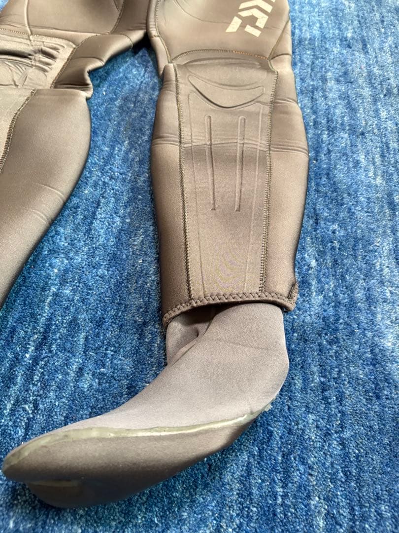 ☆ダイワ　ドライタイツ　鮎タイツ　PV-4004D35Ｖ☆美品✨