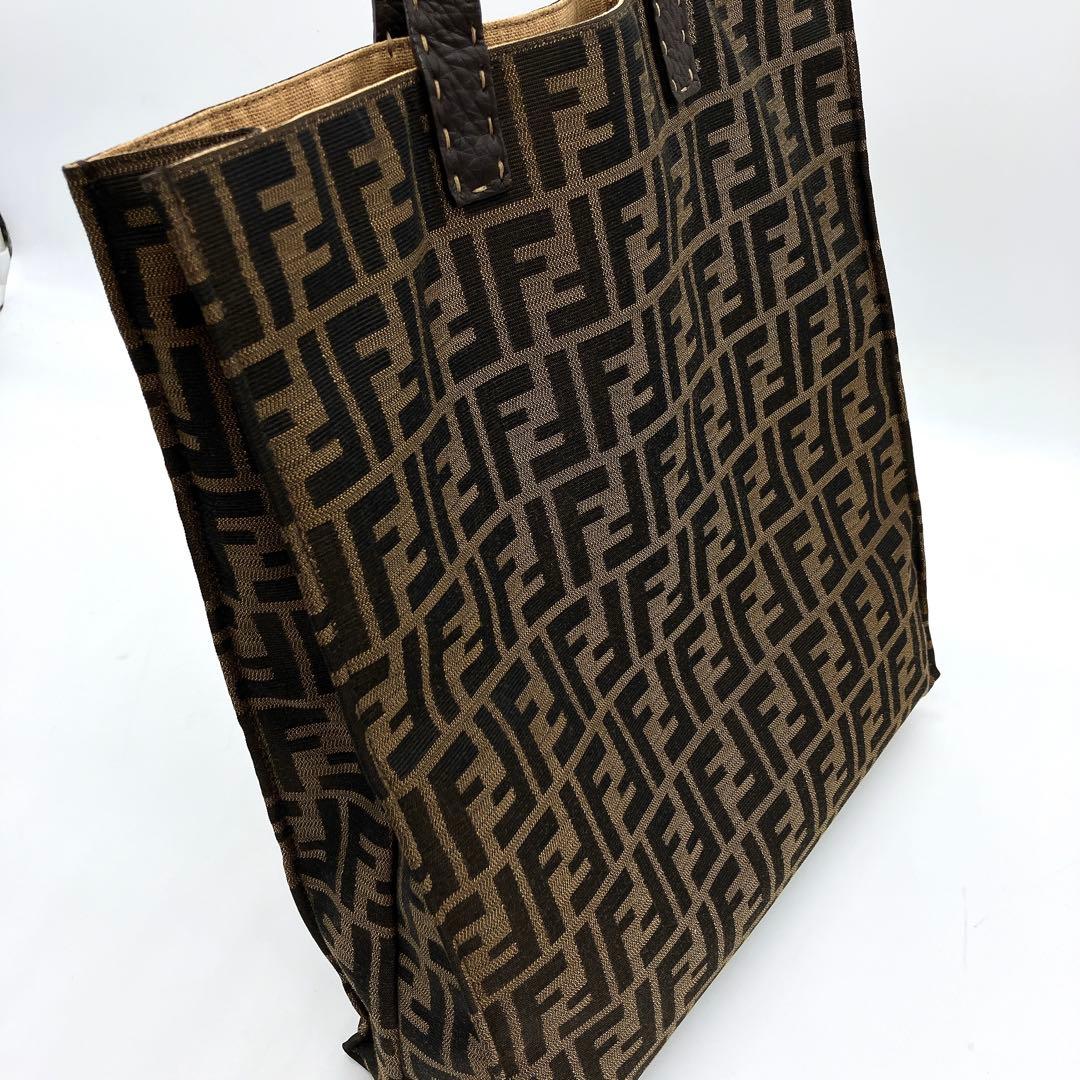美品【FENDI】トートバッグ　セレリア　ズッカ柄　キャンバス