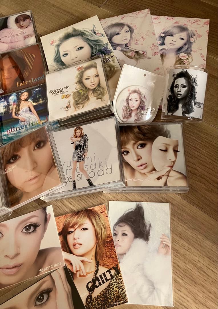 【浜崎あゆみCD・DVD】まとめ売り アルバム・シングル・DVD・ポストカード