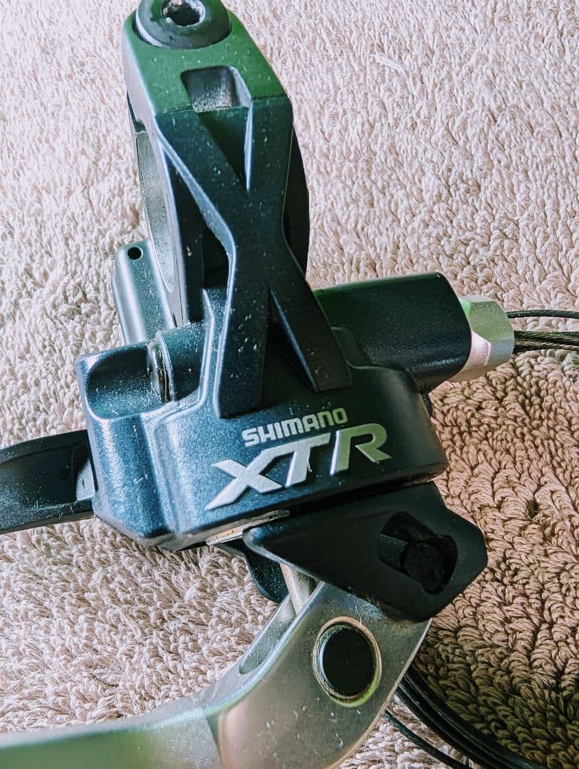 ST-M975 XTR SHIMANO　デュアルコントロールレバー