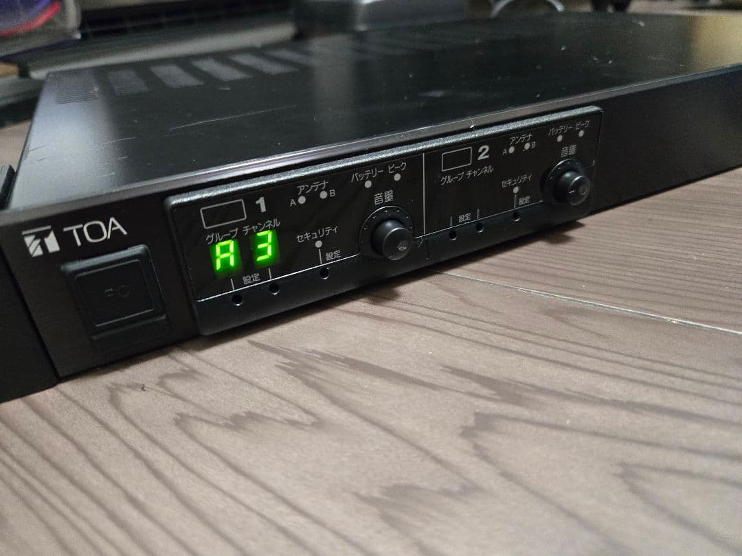 TOAワイヤレスマイクWM-D1200充電器BC-2000受信機WT-D1802