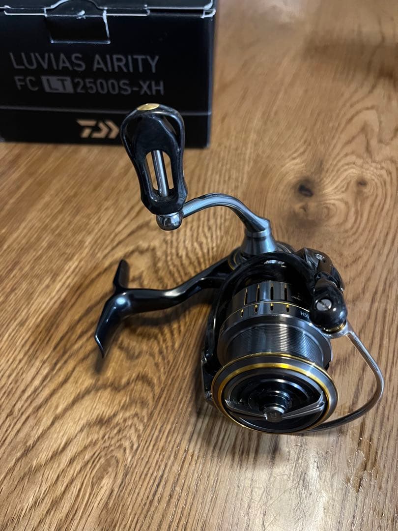 slp仕様　ダイワ LUVIAS AIRITY FC LT 2500S-XH