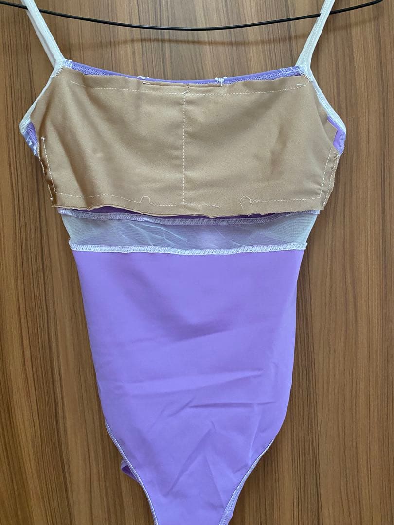 デラロミラノレオタード