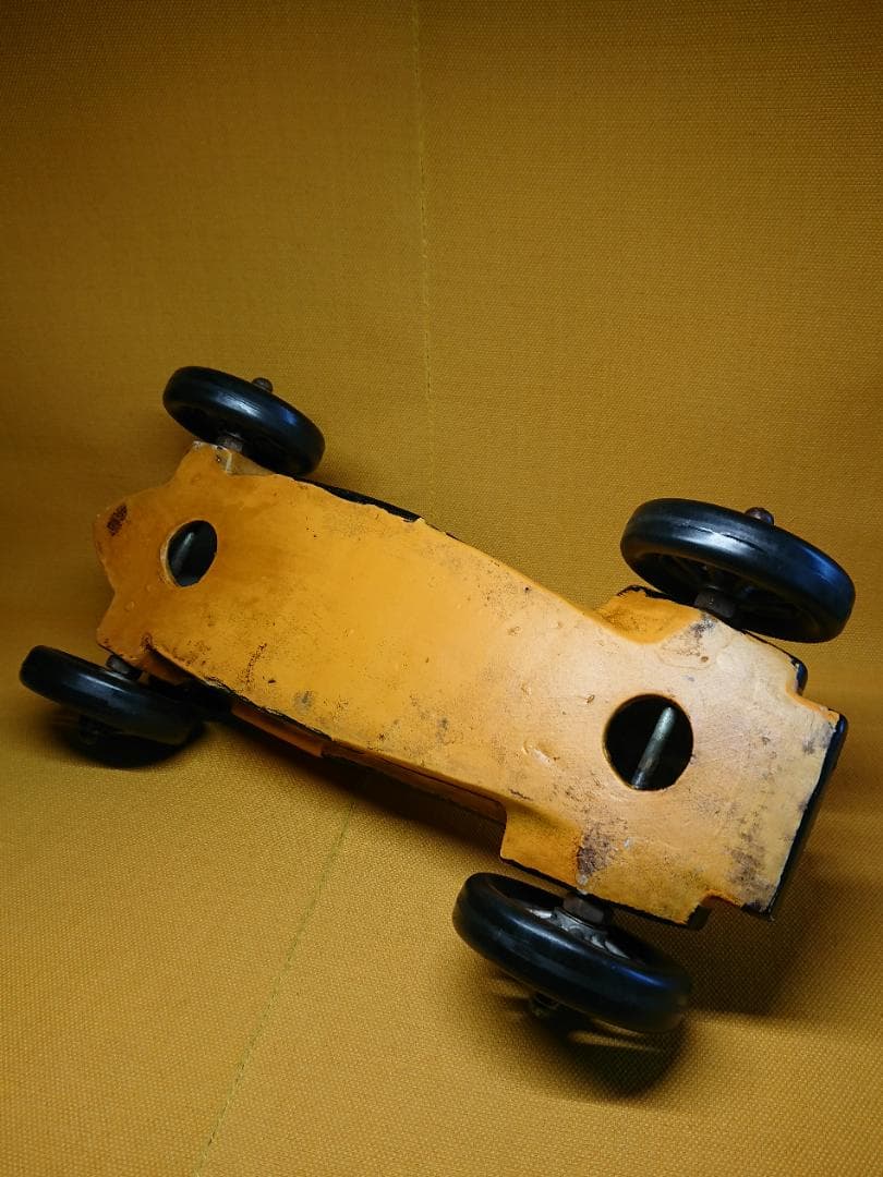 【美品】ビンテージ　レースカー　陶器　置物　インテリア　工芸品　美術品A2974