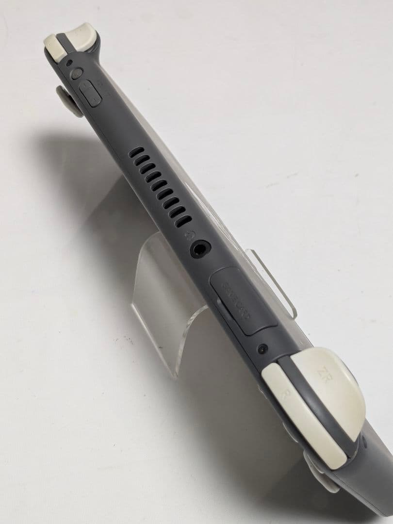 動作品 任天堂 スイッチライト switchlight hdh-001 本体のみ