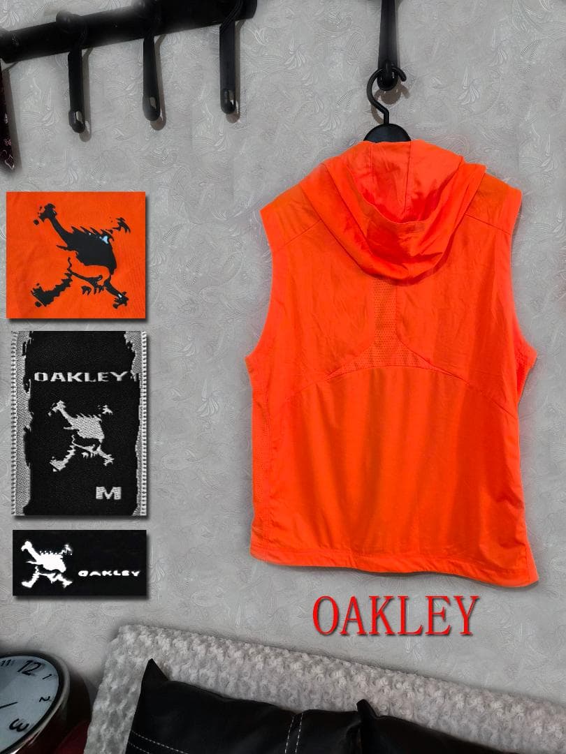 OAKLEY フード付きオレンジベスト Mサイズ