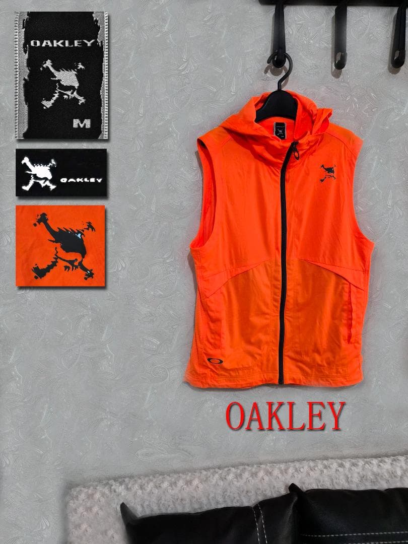 OAKLEY フード付きオレンジベスト Mサイズ