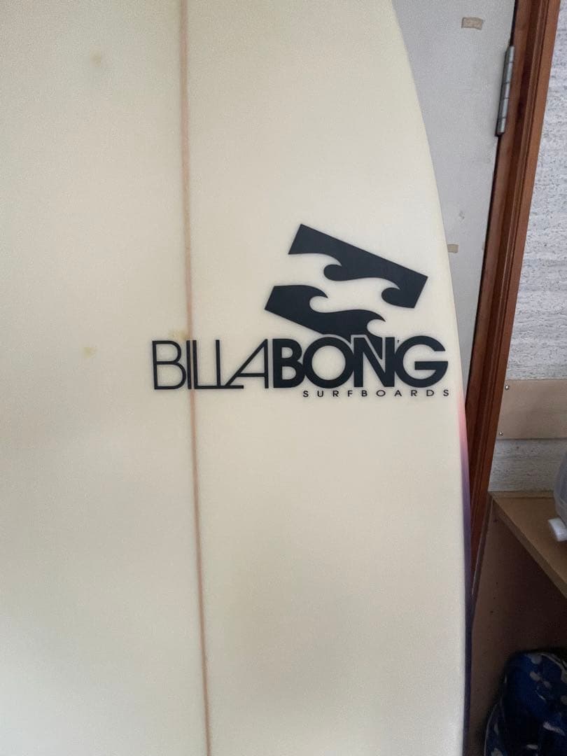 ビラボンサーフボード！JAPAN Limitedミッドレングス6.6 フィン付き