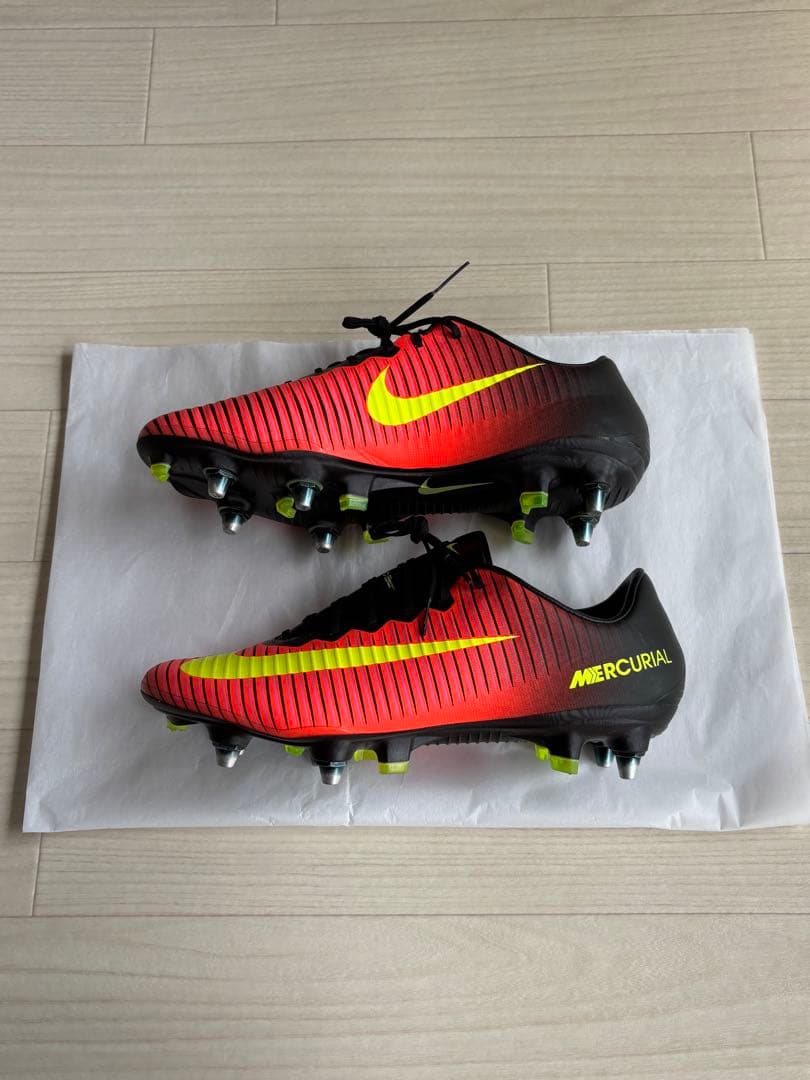 NIKE サッカースパイク マーキュリアル5 FG