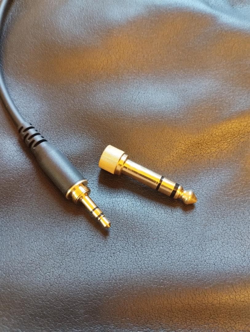 オーディオテクニカ 有線ヘッドホン ブラック 収納ケース付き ATH-M40x