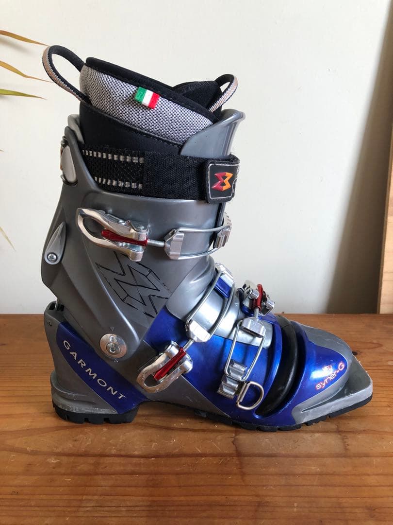 ガルモント シナジー　テレマークブーツ　25.5センチ 75mm規格