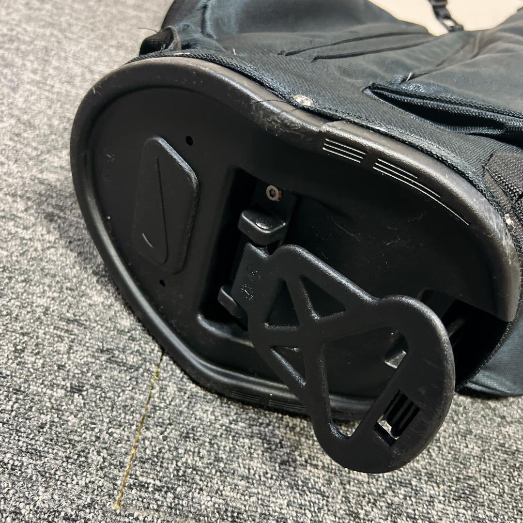 【美品】NIKE キャディバッグ GF3011 ブラック　5口