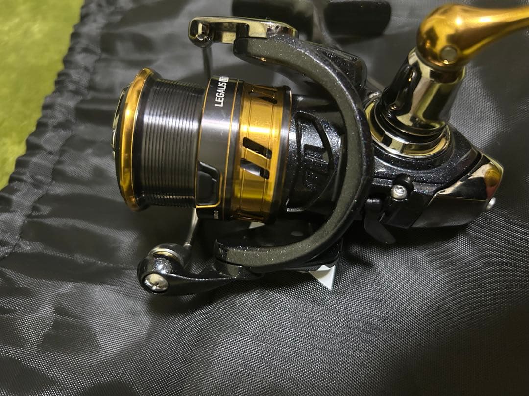 DAIWA LEGALIS LT1000 スピニングリール