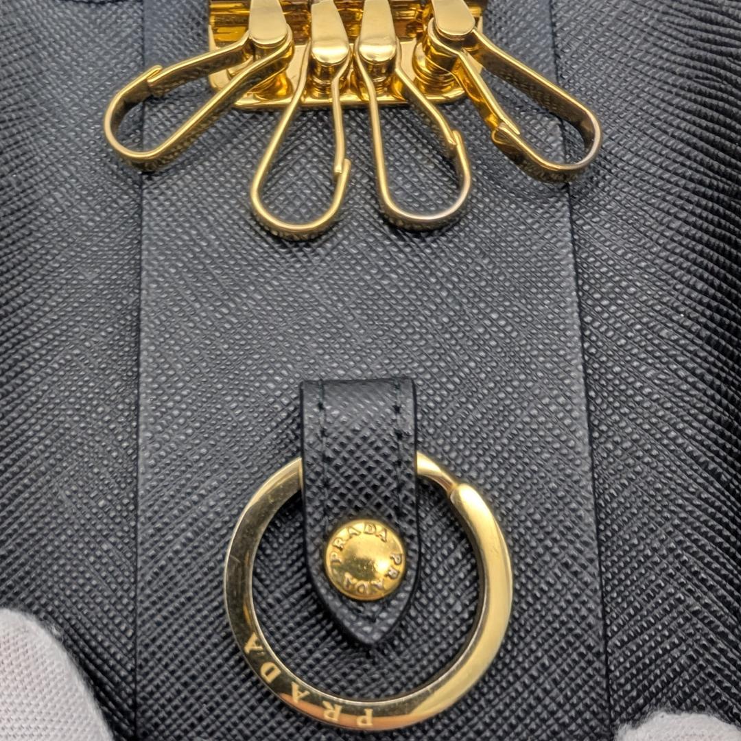 〈美品〉PRADA プラダ キーケース サフィアーノ キーホルダー