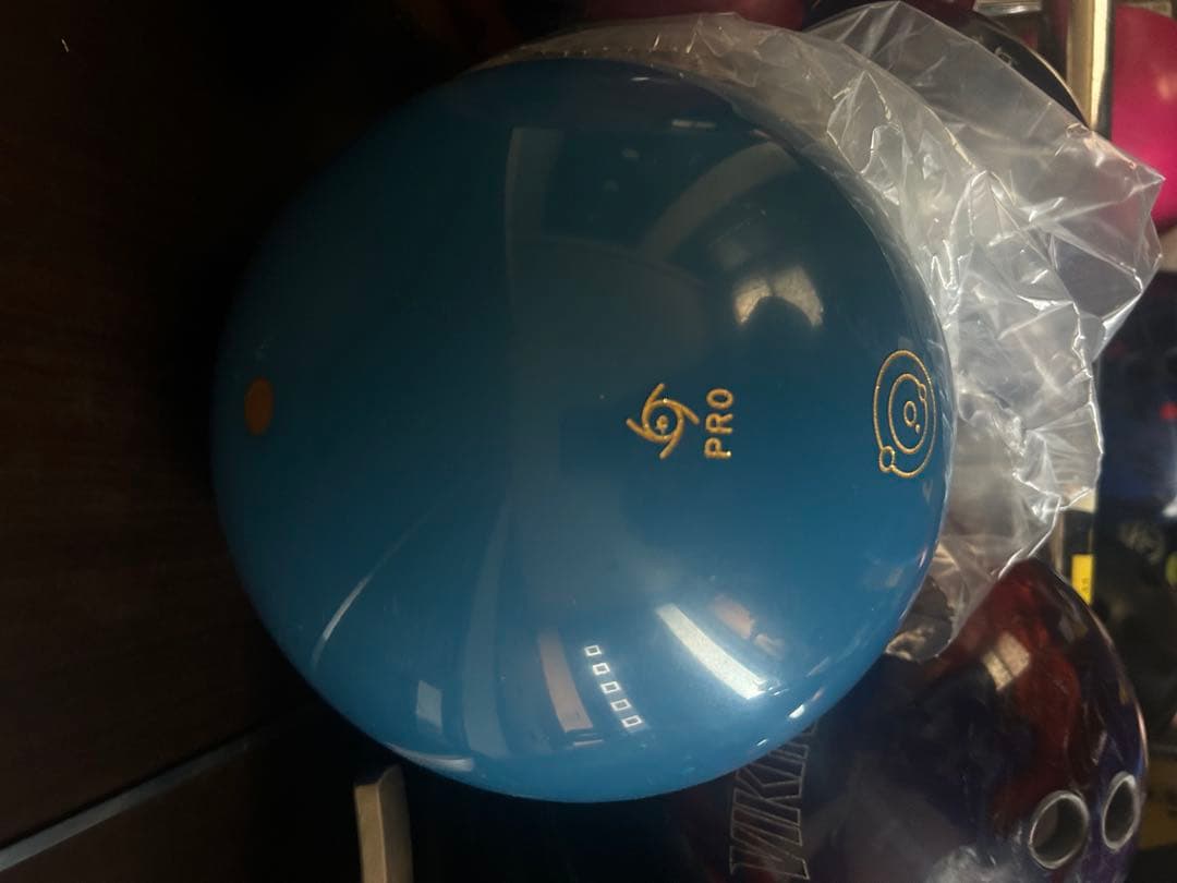 ION Pro Solid ボウリングボール 15LB