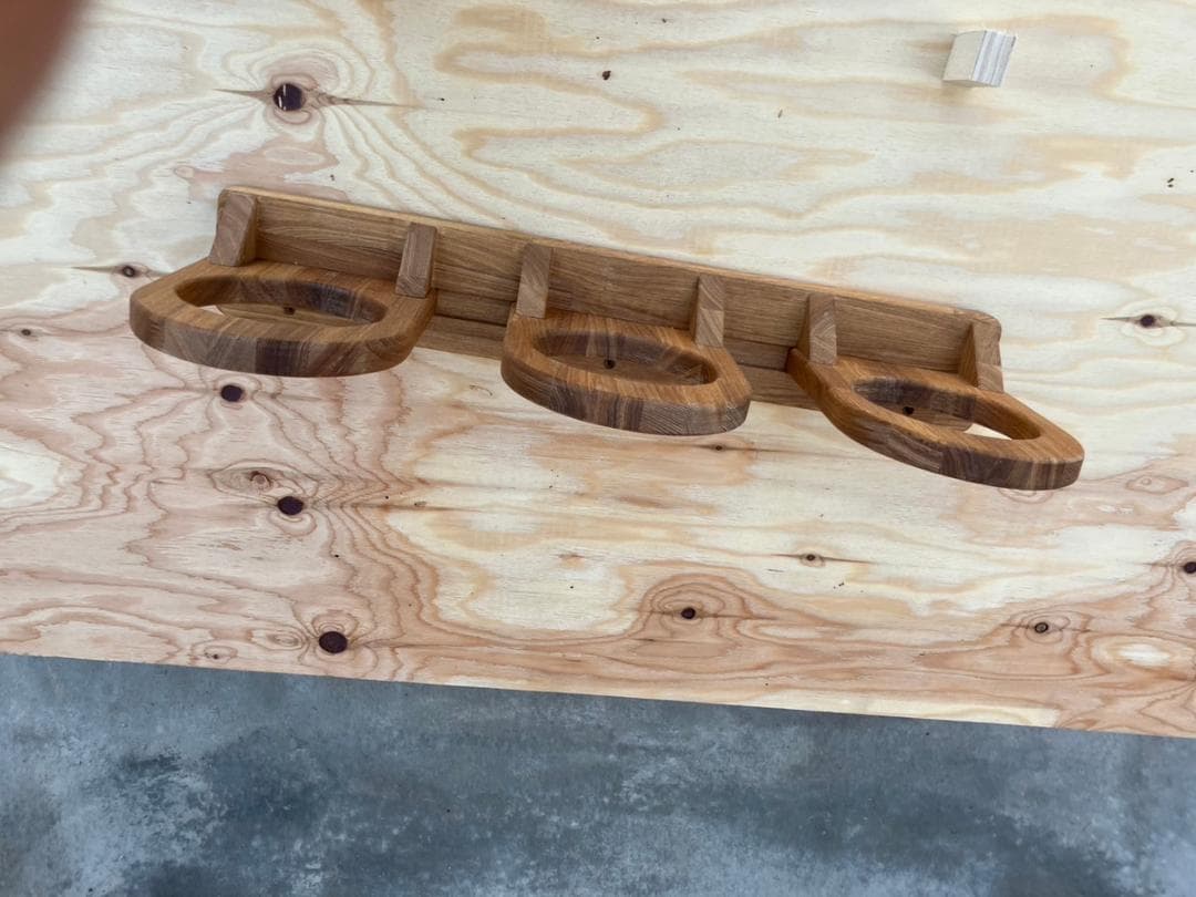 【バスケ】ボール、バッシュ置き 横置き　タモ材 クリア塗装