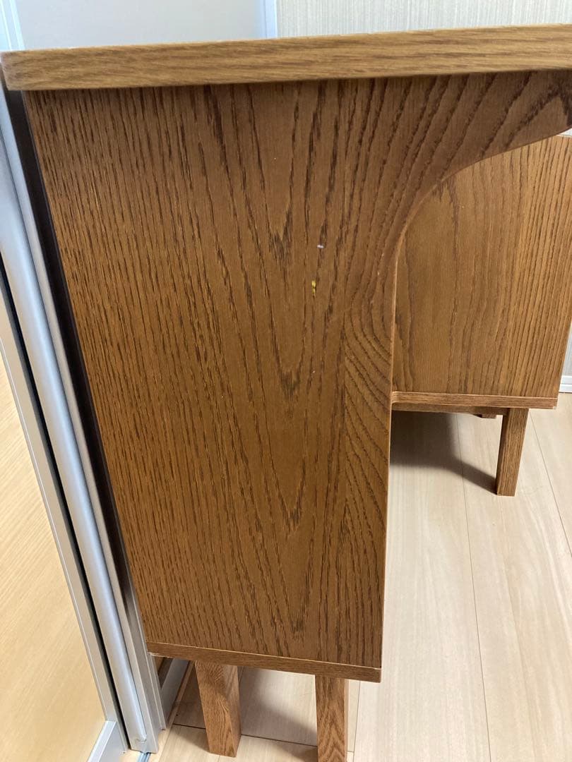 unico  ウニコ　クルト　デスク