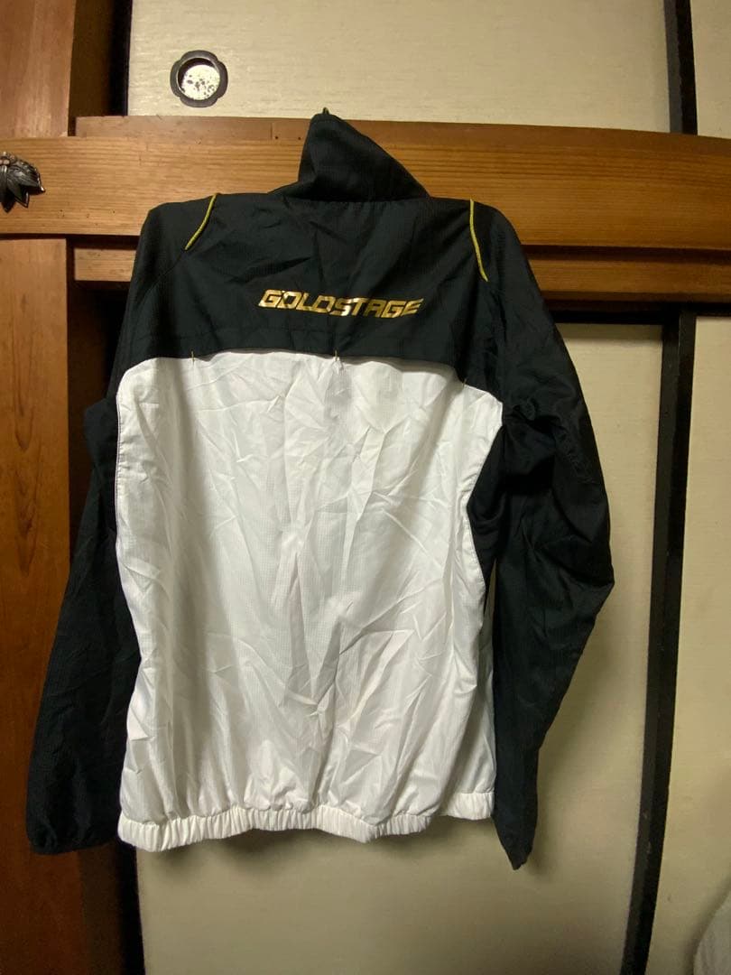 アシックス　　ウインドブレーカー　セットアップ❣️ 送料込み価格❣️