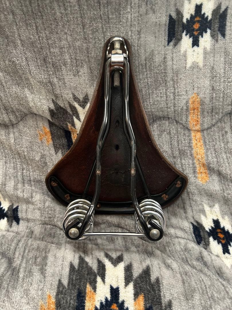 BROOKS B67 ブラウンレザーサドル スプリング付き