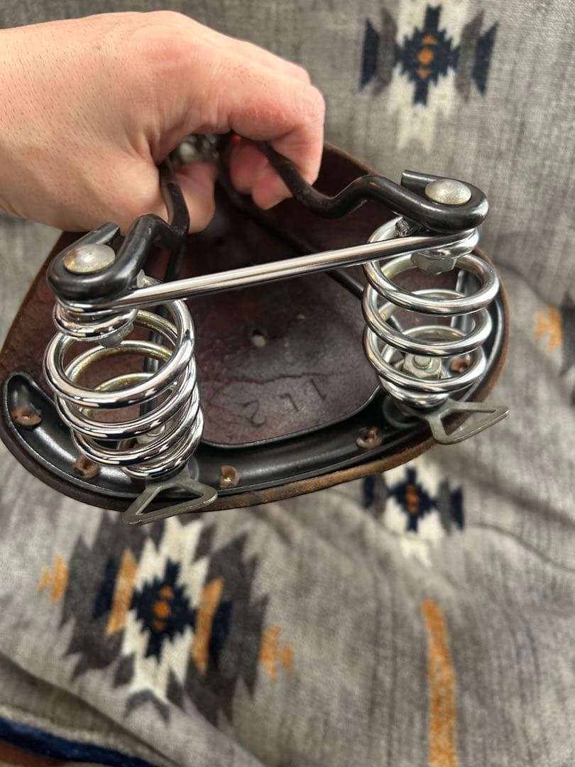 BROOKS B67 ブラウンレザーサドル スプリング付き