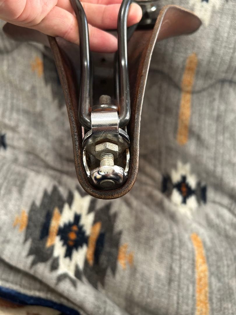 BROOKS B67 ブラウンレザーサドル スプリング付き