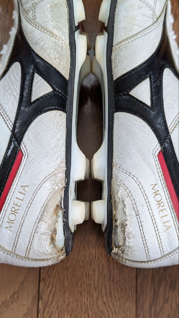 ミズノ　モレリア　ショートタン　サッカースパイク　Mizuno Morelia