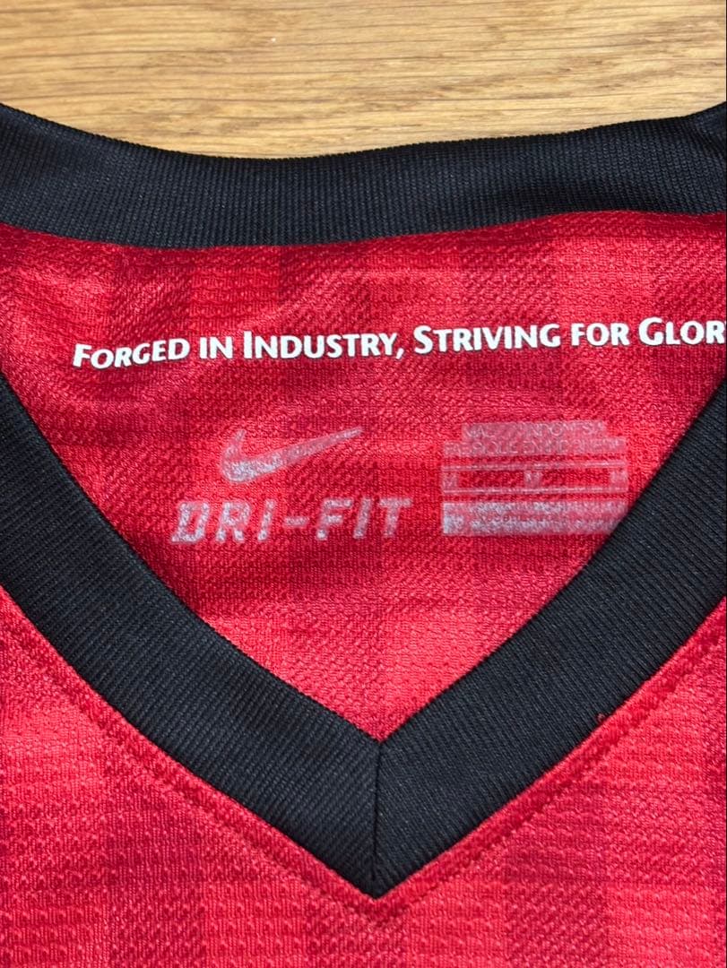 香川真司マンチェスターユナイテッドユニフォーム、マフラー、ネクタイセット販売