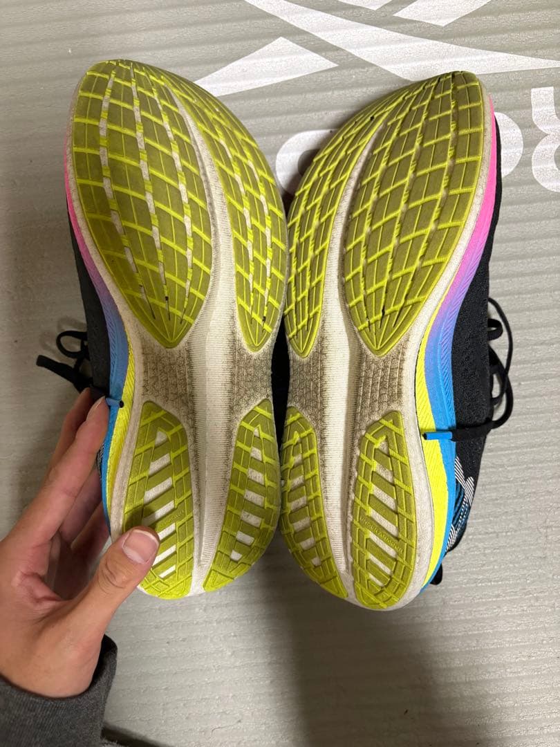 UAベロシティ SPD & ディスタンス ランニングシューズ 2点セットでの出品