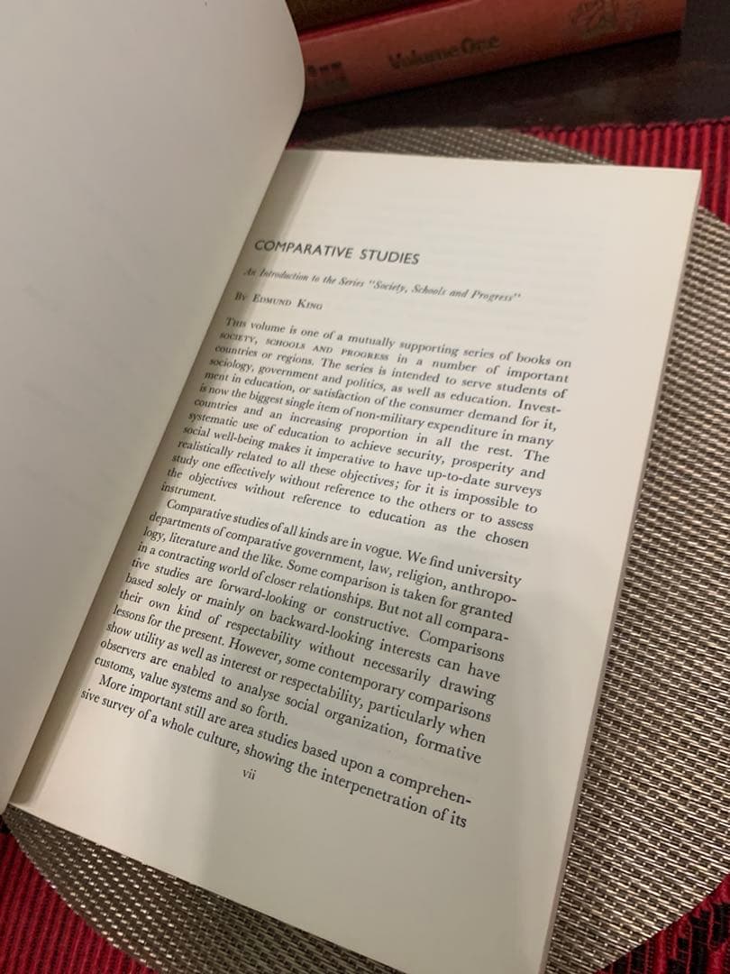 洋書 Society, Schools & Progress in England