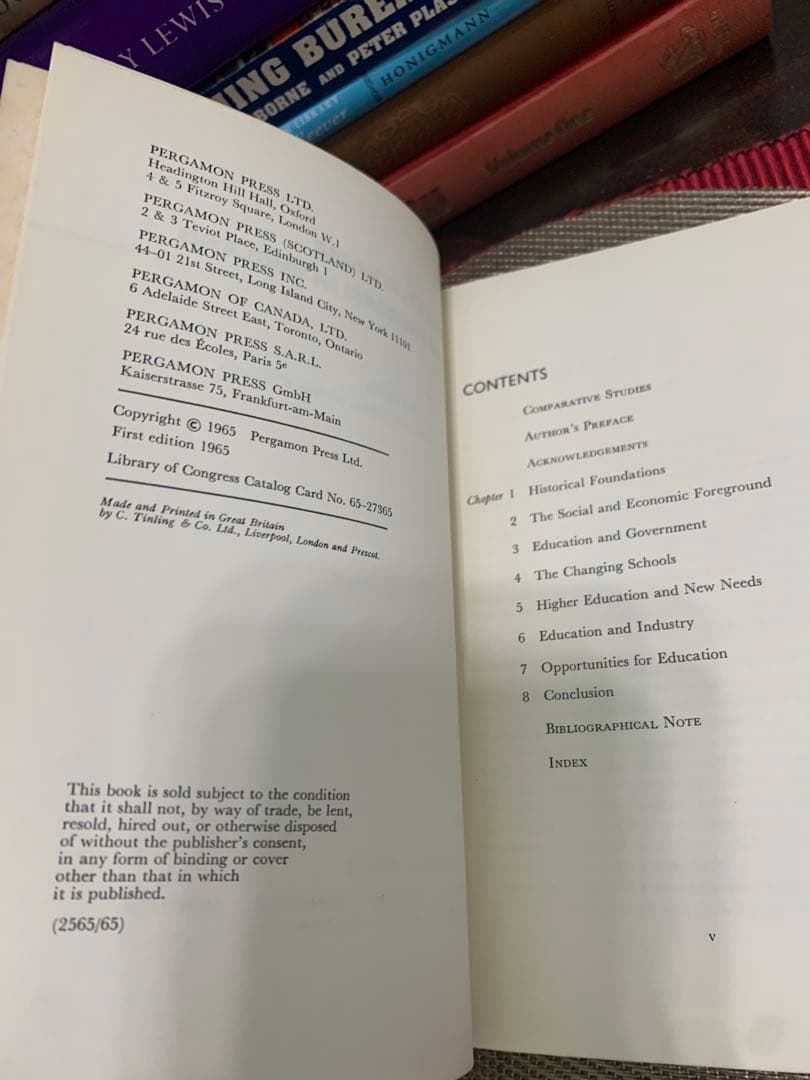 洋書 Society, Schools & Progress in England