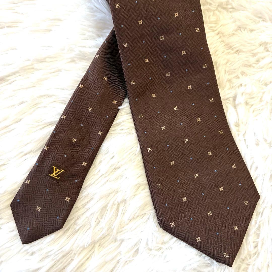 未使用級✨ルイヴィトン モノグラム ネクタイ ブラウン シルク 高級感 箱付き