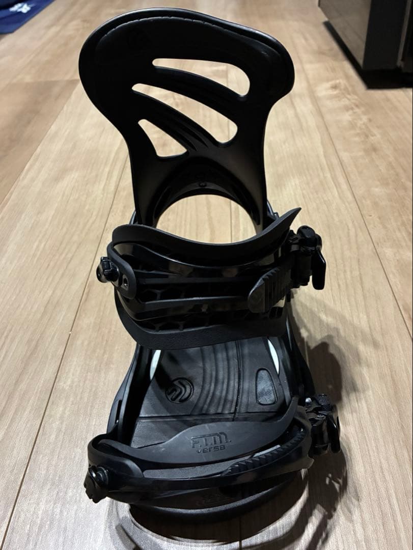 FLUX DS ブラック スノーボード ビンディング