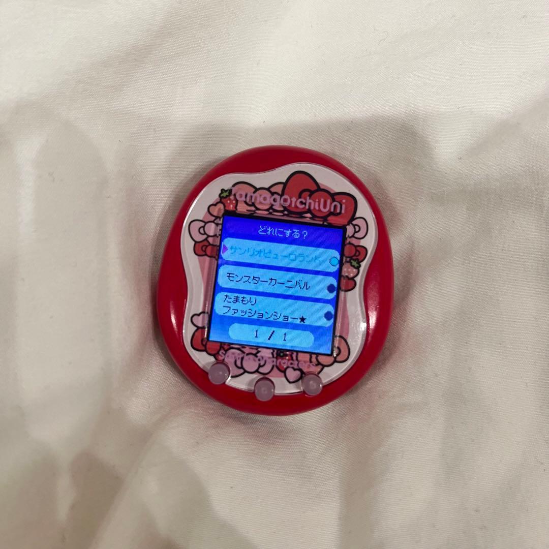 たまごっちユニ　サンリオキャラクターズ Tamagotchi Uni