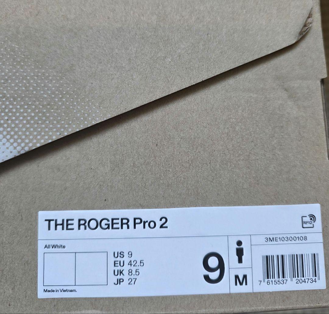 On テニスシューズ　THE ROGER Pro 2　 27㎝