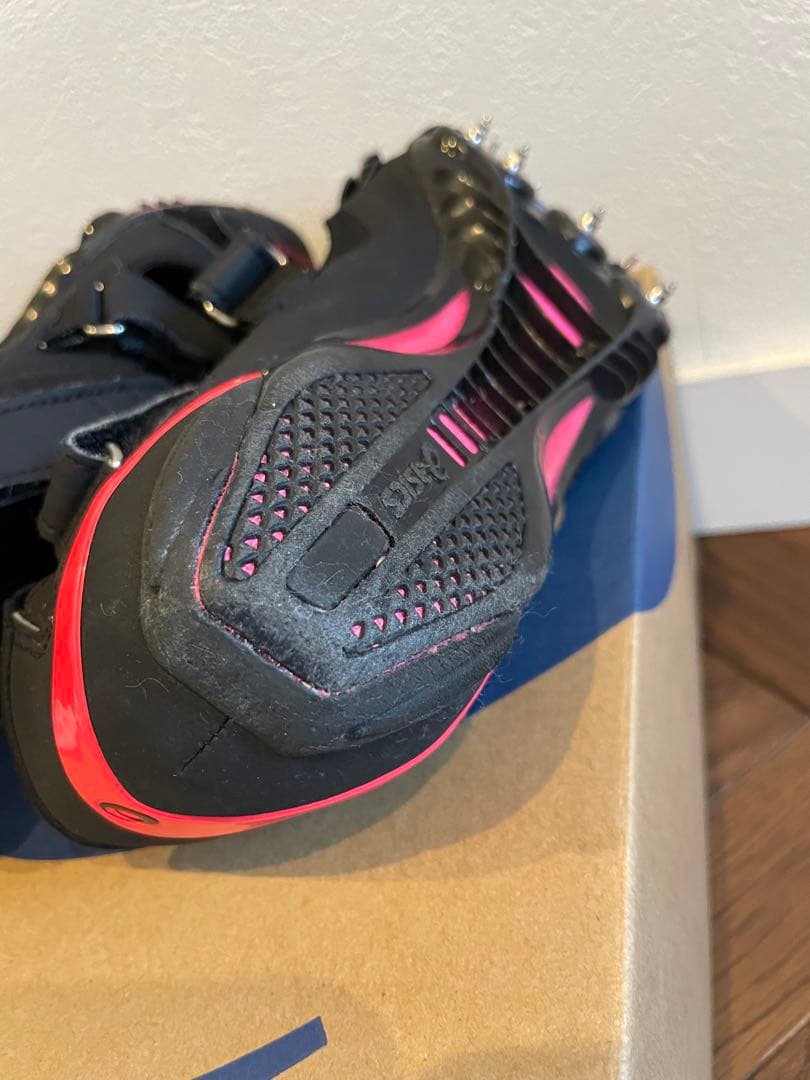 ASICS CYBERBLADE 16ブラック スパイクシューズ　24cm