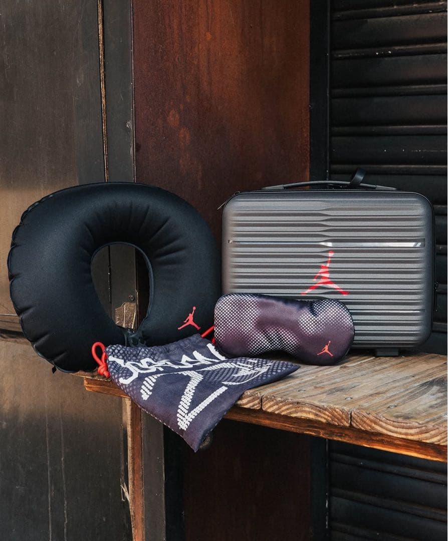 海外限定　日本未発売　JORDAN トラベルセット　ネックピロー　ケース　BOX