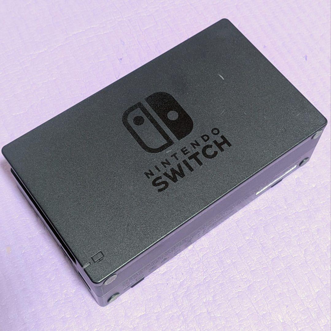 バッテリーなど新品　ニンテンドースイッチ 本体 32Gカードなどおまけ多数